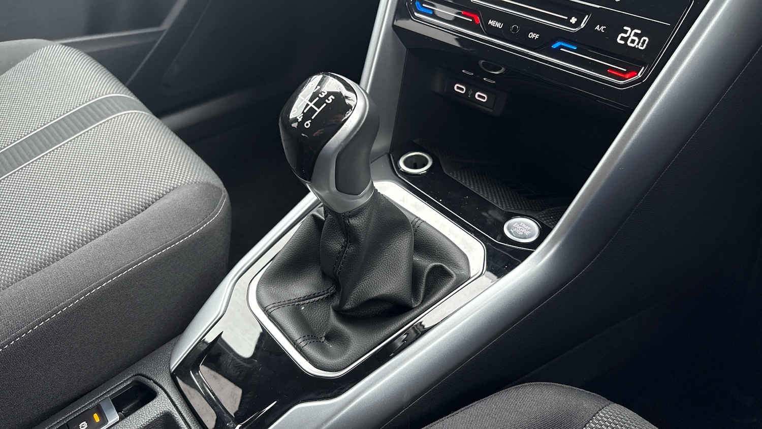 Used Volkswagen T-Roc 2025 for sale - 77273498: Photo 14