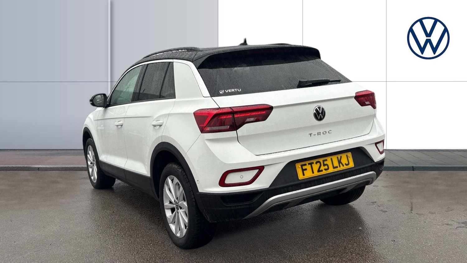 Used Volkswagen T-Roc 2025 for sale - 77273498: Photo 3