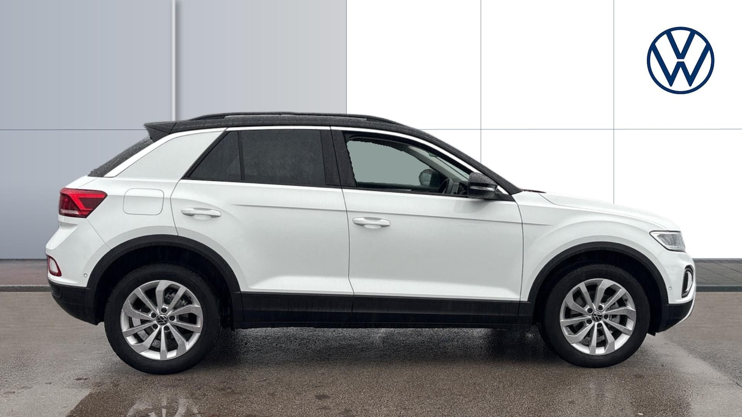 Used Volkswagen T-Roc 2025 for sale - 77273498: Photo 4