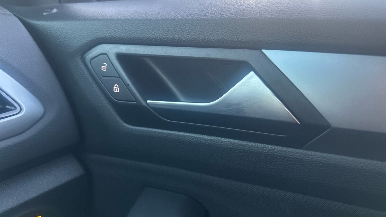 Used Volkswagen T-Roc 2025 for sale - 76862273: Photo 27