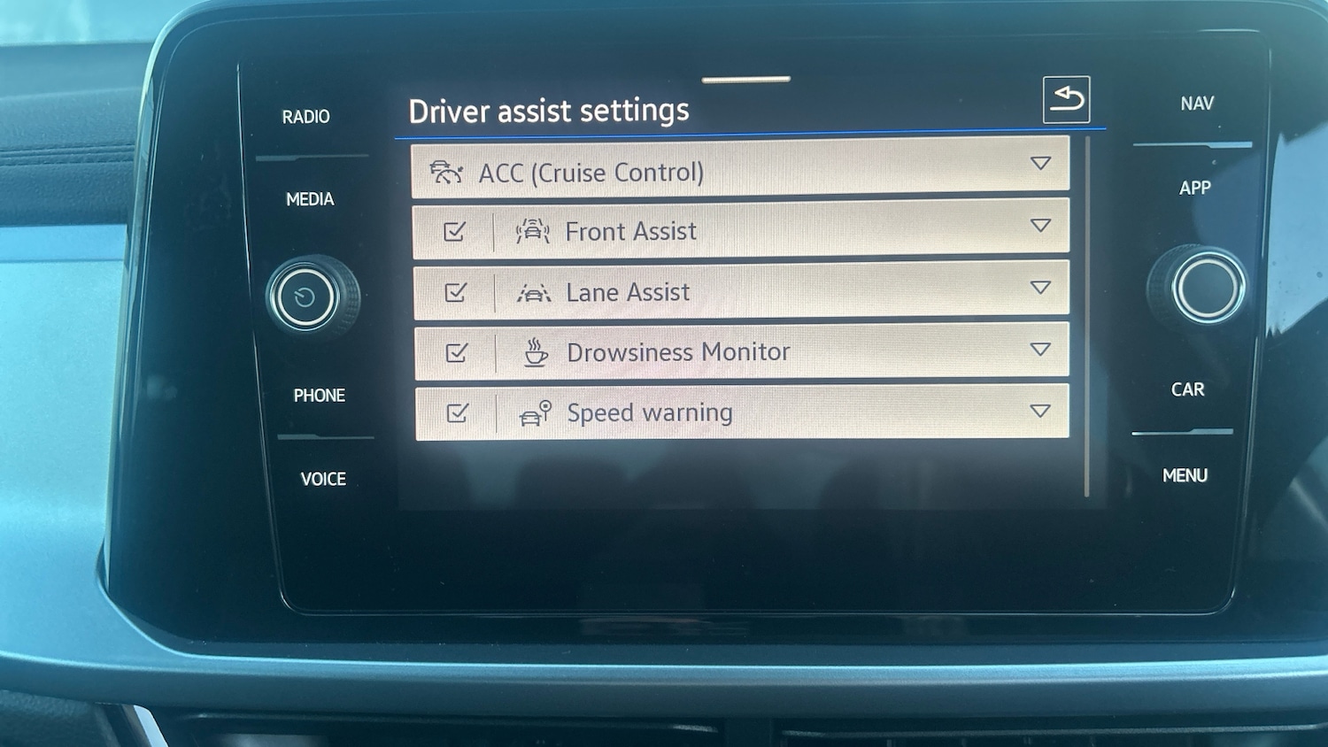 Used Volkswagen T-Roc 2025 for sale - 76862273: Photo 30