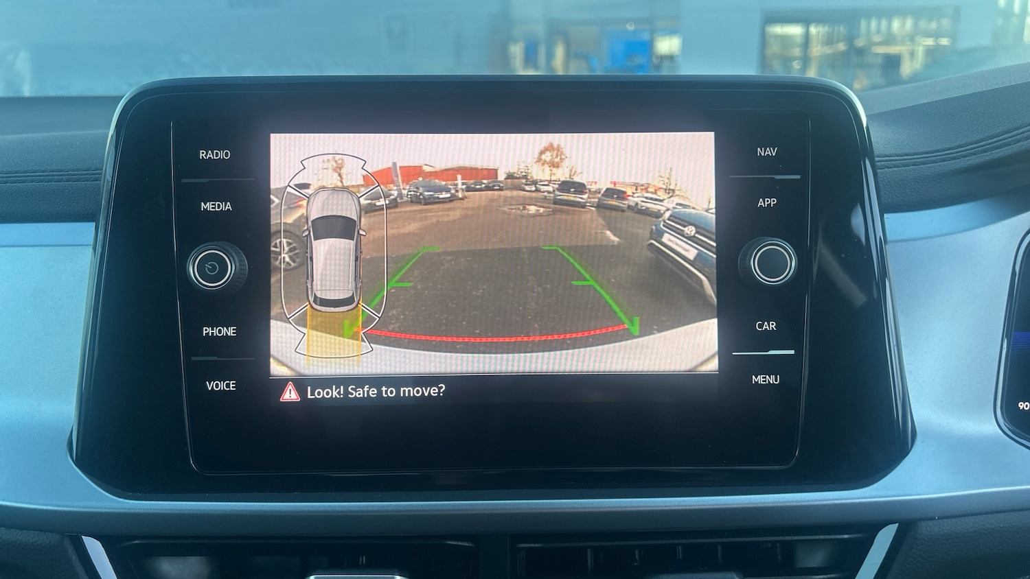 Used Volkswagen T-Roc 2025 for sale - 76862273: Photo 32