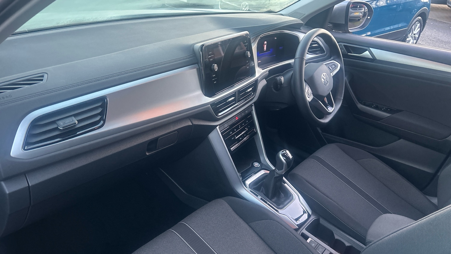 Used Volkswagen T-Roc 2025 for sale - 76862273: Photo 9