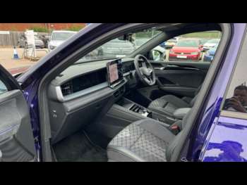 Used Volkswagen Touran 2025 for sale - 74902976: Photo