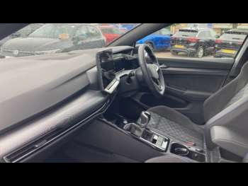 Used Volkswagen Golf 2025 for sale - 74929320: Photo