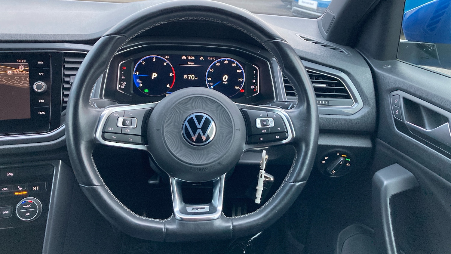 Used Volkswagen T-Roc 2021 for sale - 76517879: Photo 10