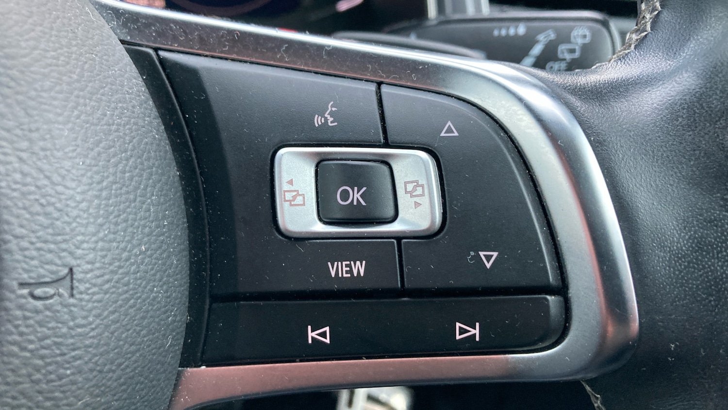 Used Volkswagen T-Roc 2021 for sale - 76517879: Photo 18