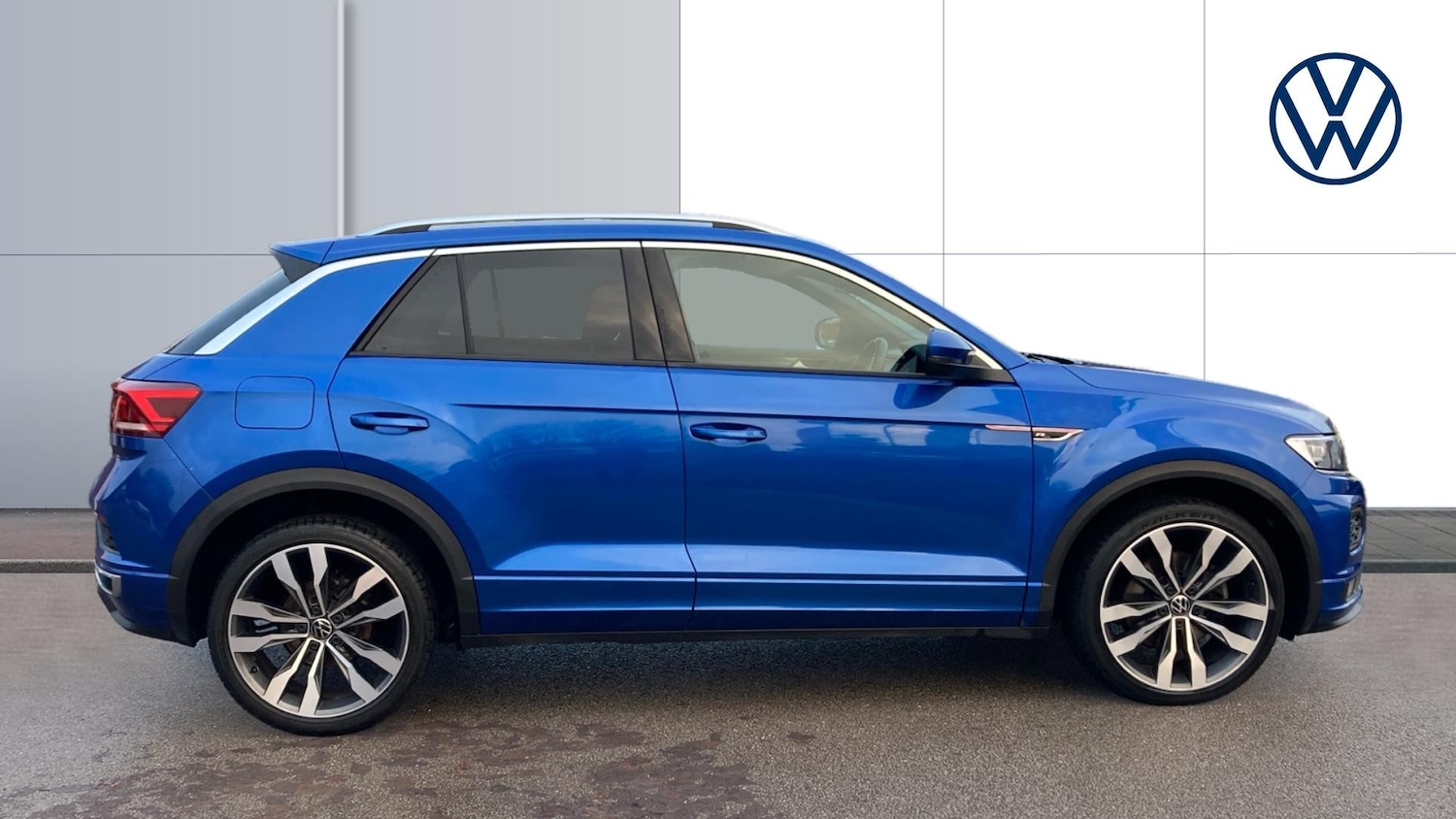 Used Volkswagen T-Roc 2021 for sale - 76517879: Photo 4