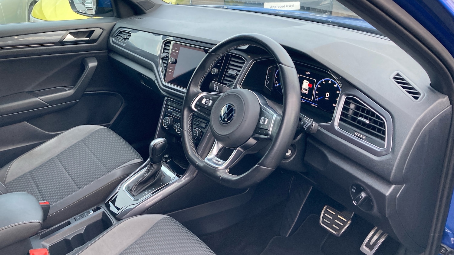 Used Volkswagen T-Roc 2021 for sale - 76517879: Photo 6