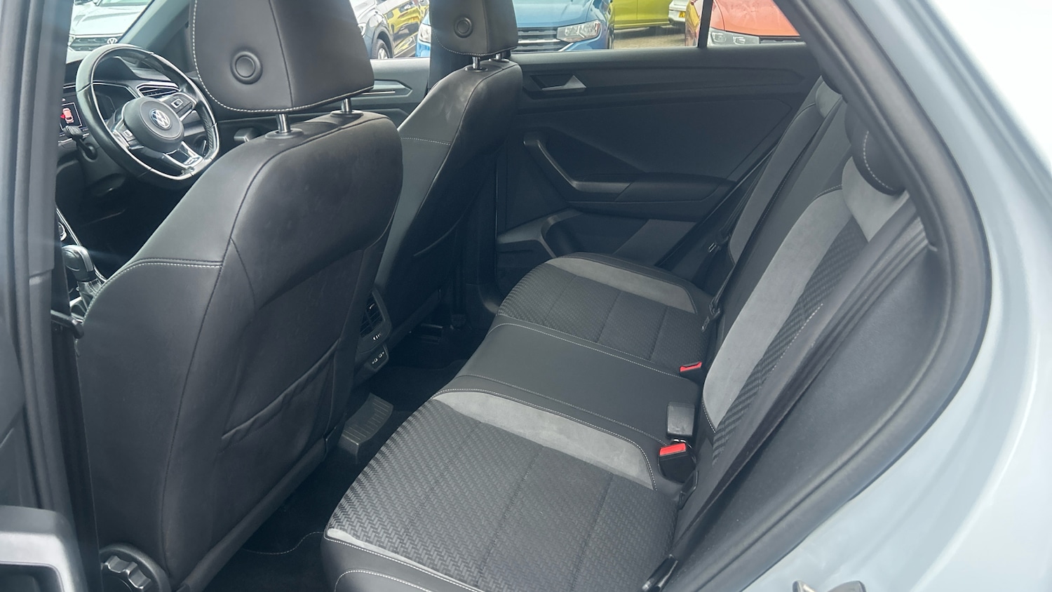 Used Volkswagen T-Roc 2021 for sale - 77392112: Photo 16