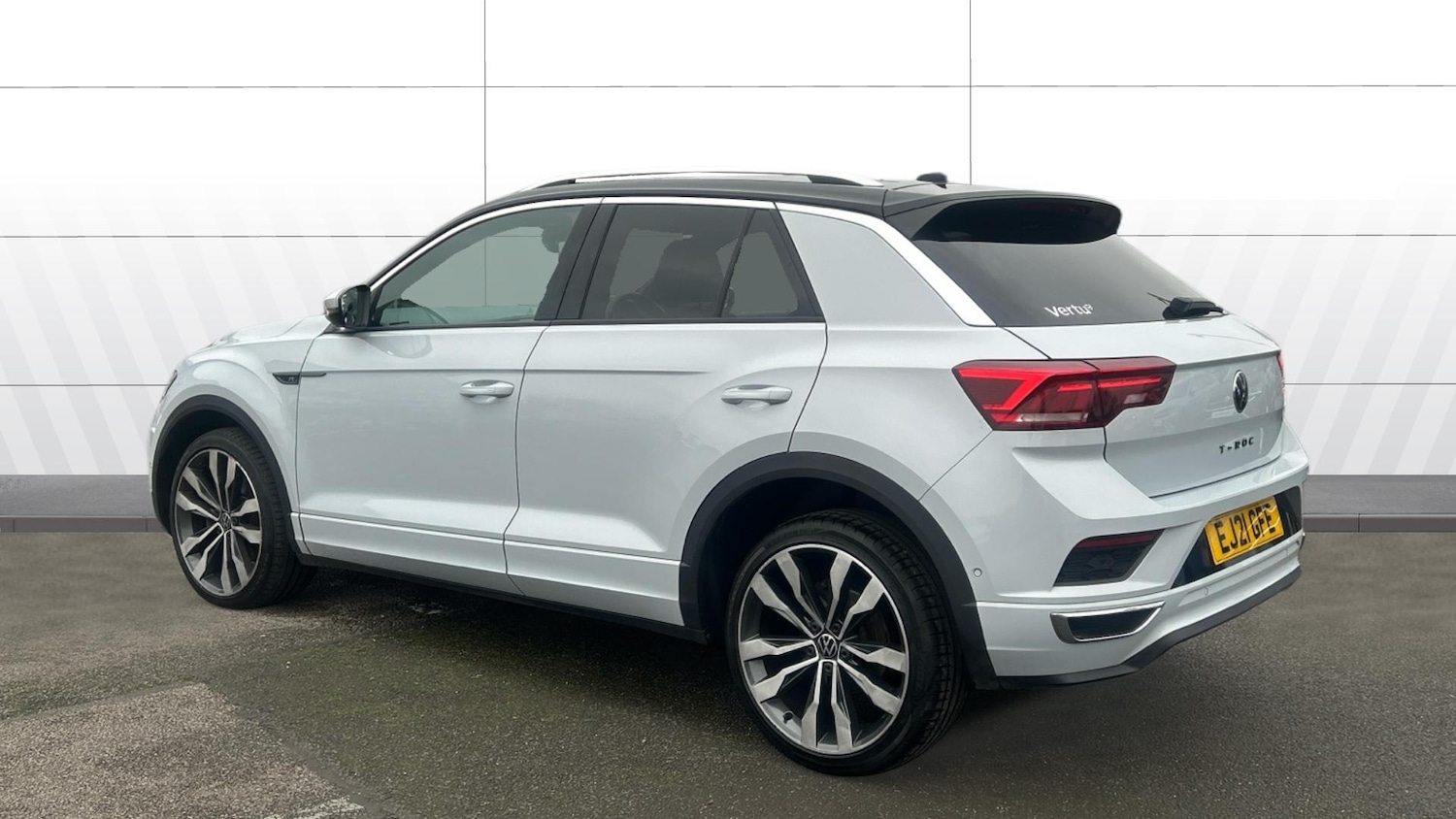 Used Volkswagen T-Roc 2021 for sale - 77392112: Photo 2