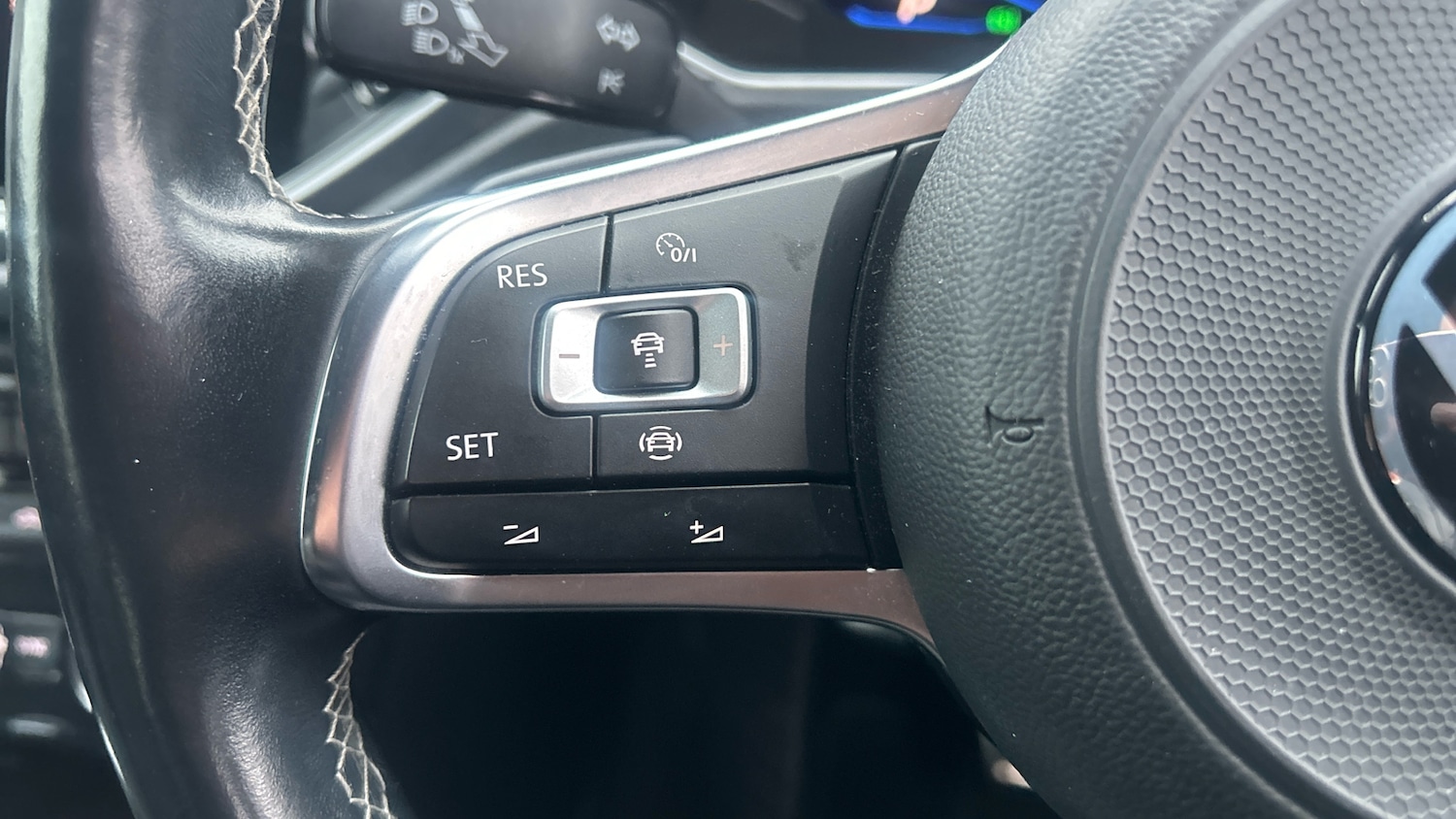 Used Volkswagen T-Roc 2021 for sale - 77392112: Photo 21