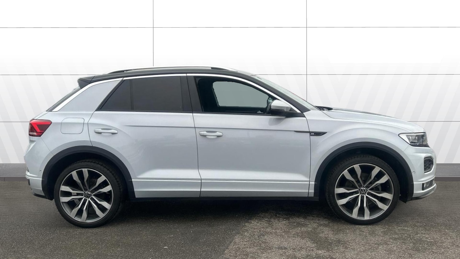 Used Volkswagen T-Roc 2021 for sale - 77392112: Photo 5