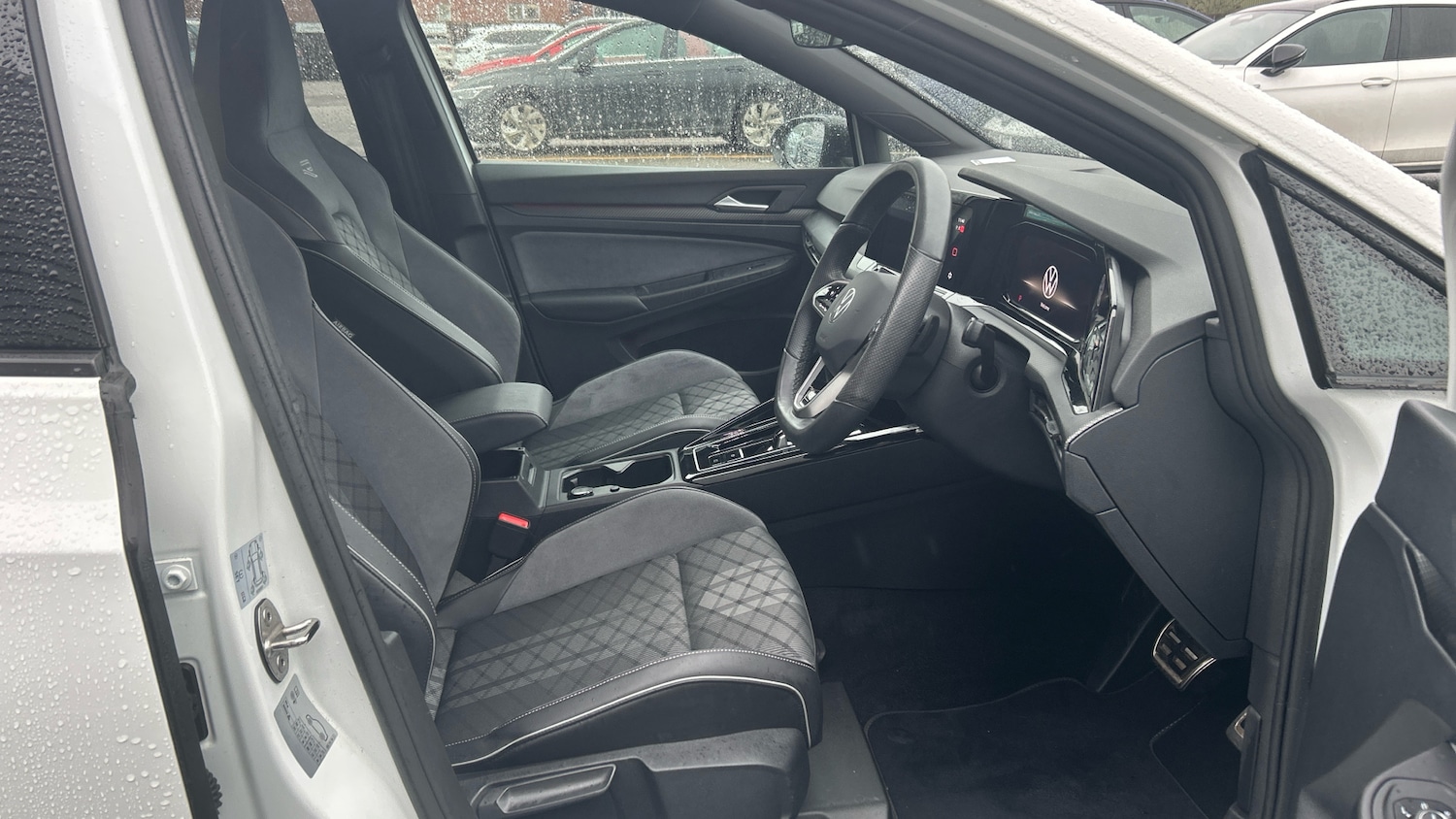 Used Volkswagen Golf 2024 for sale - 77474969: Photo 15