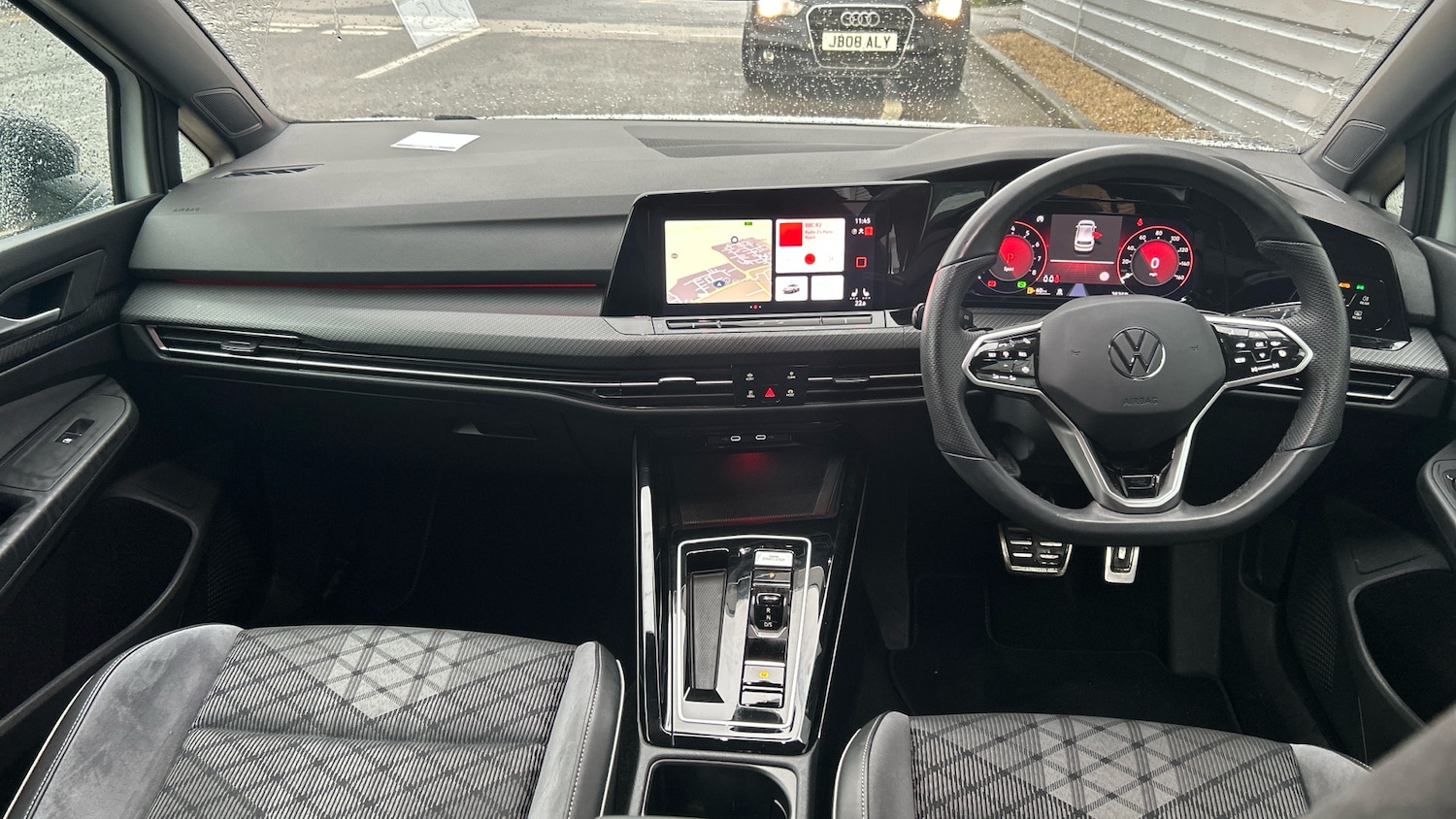 Used Volkswagen Golf 2024 for sale - 77474969: Photo 9