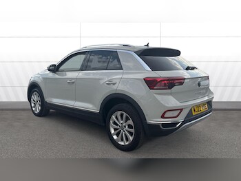 Used Volkswagen T-Roc 2022 for sale - 75567296: Photo