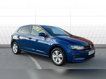 Used Volkswagen Polo 2019 for sale - 76274400: Photo