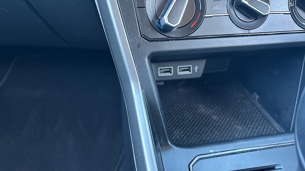 Used Volkswagen Polo 2019 for sale - 76274400: Photo 24