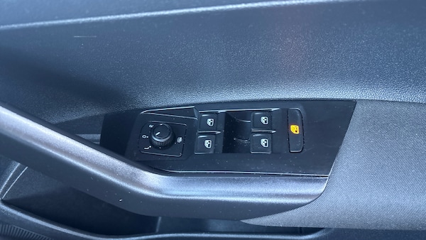 Used Volkswagen Polo 2019 for sale - 76274400: Photo 35