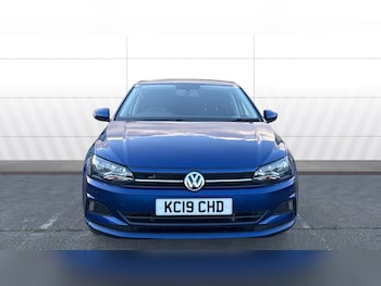 Used Volkswagen Polo 2019 for sale - 76274400: Photo