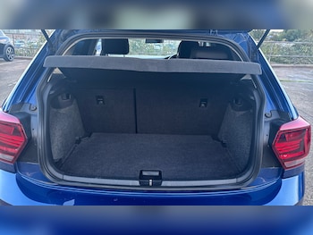 Used Volkswagen Polo 2019 for sale - 76274400: Photo