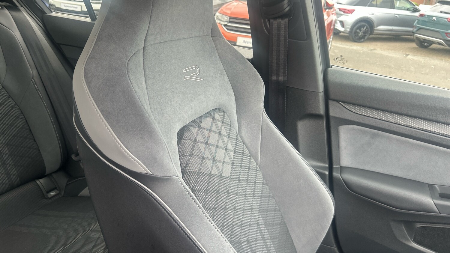 Used Volkswagen Golf 2022 for sale - 78092630: Photo 43