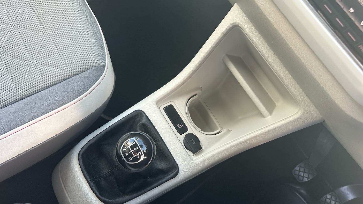 Used Volkswagen up! 2021 for sale - 76379216: Photo 14