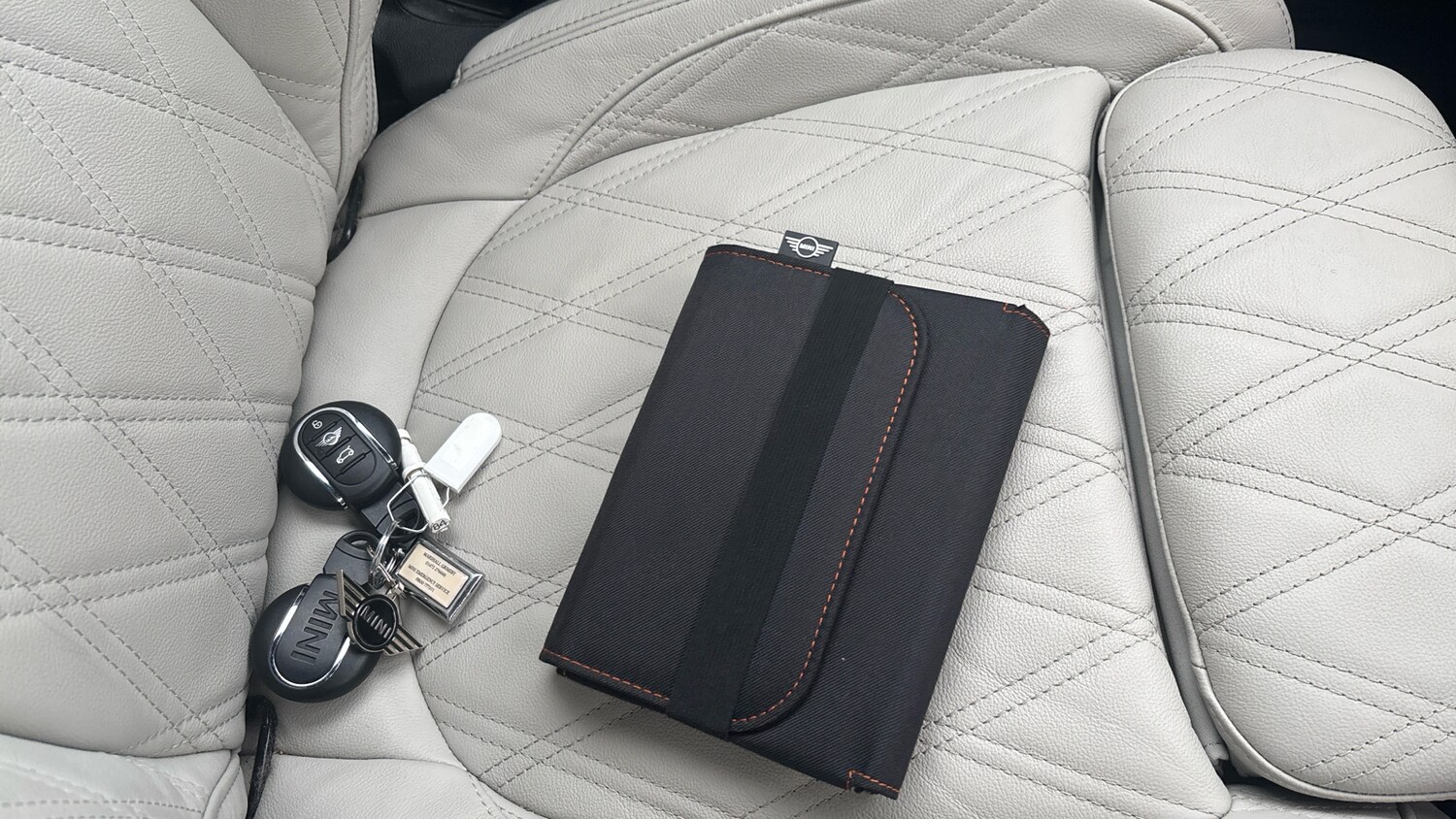 Used MINI Convertible 2021 for sale - 76329929: Photo 19