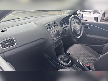 Used Volkswagen Polo 2017 for sale - 78736691: Photo