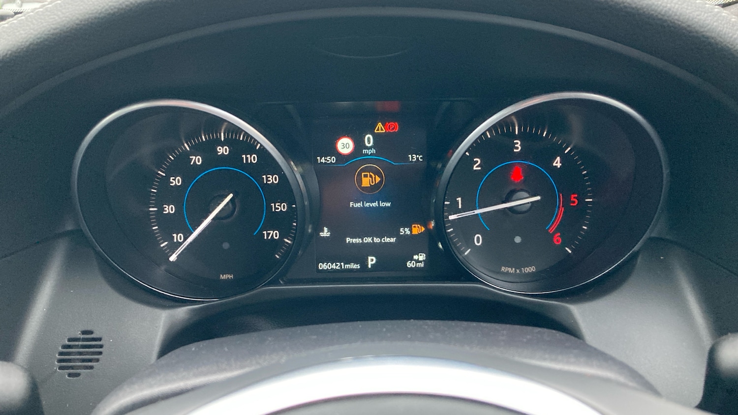 Used Jaguar XF 2019 for sale - 76637607: Photo 11