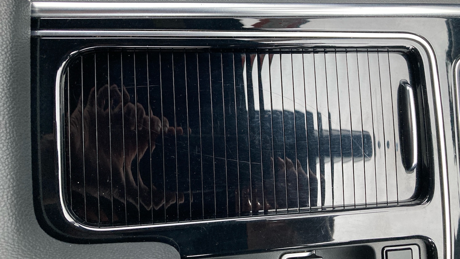 Used Jaguar XF 2019 for sale - 76637607: Photo 38