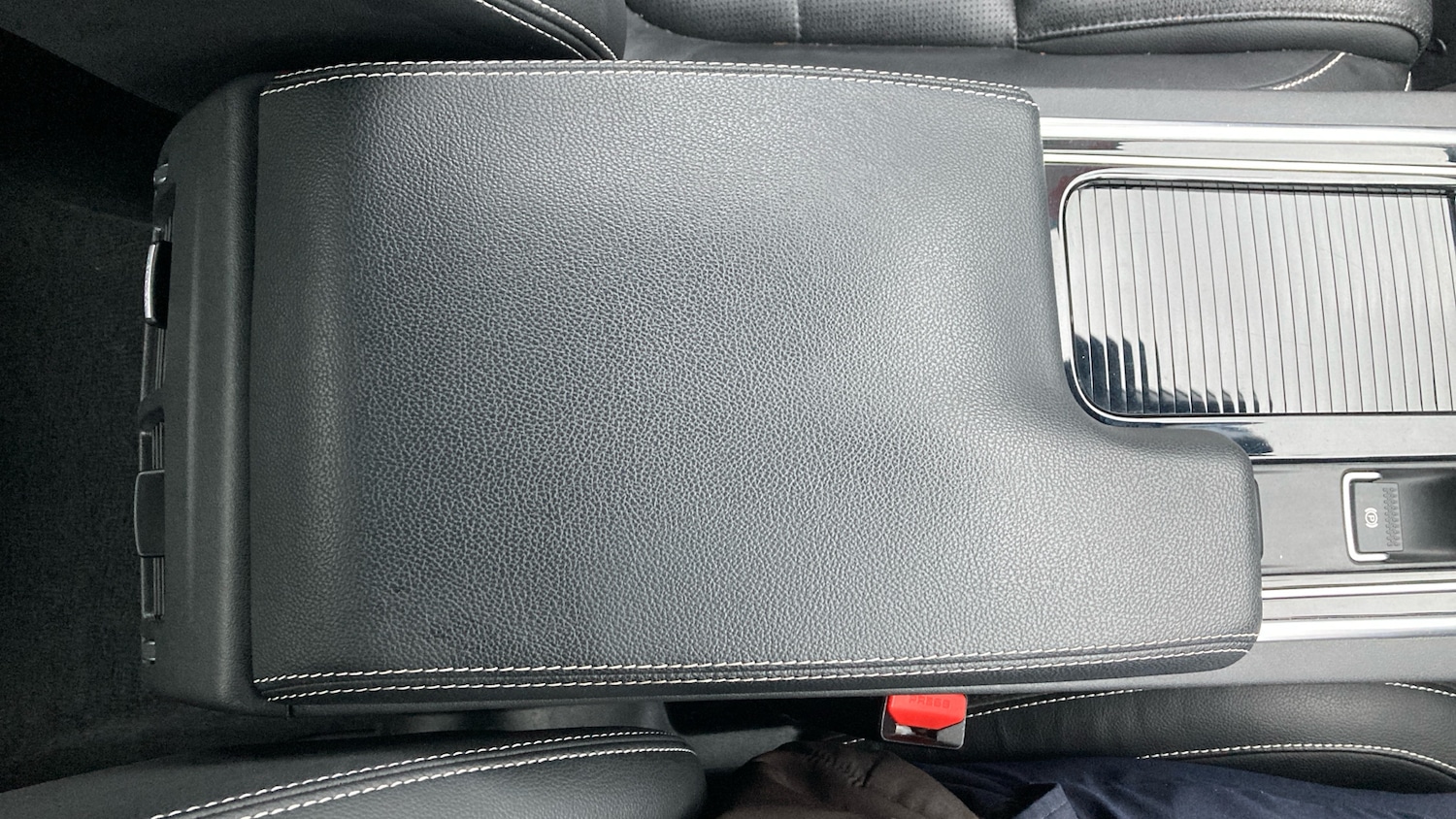 Used Jaguar XF 2019 for sale - 76637607: Photo 39