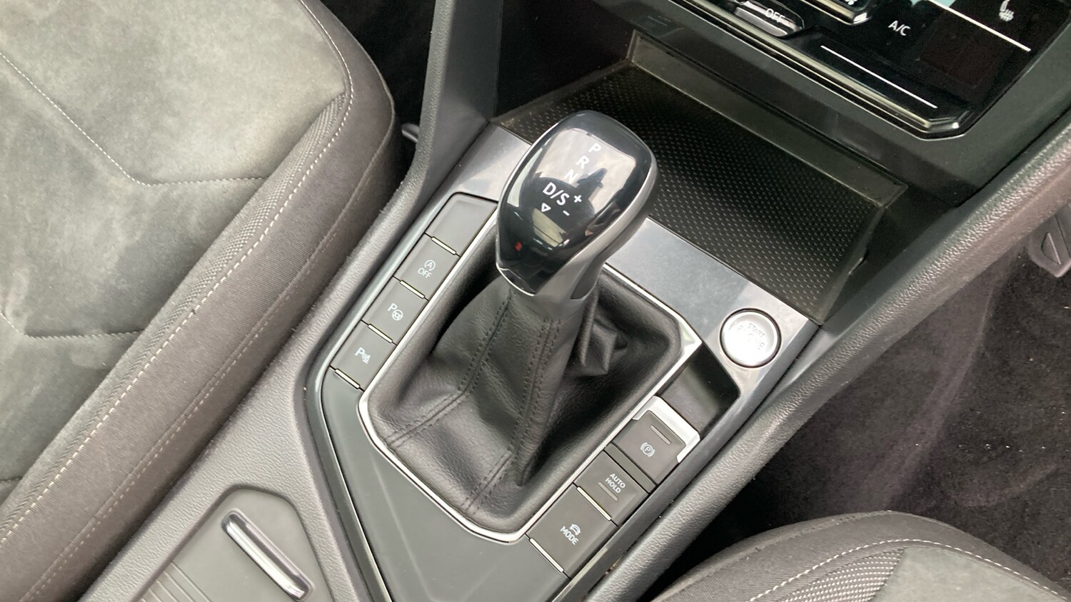 Used Volkswagen Tiguan 2022 for sale - 76449536: Photo 14