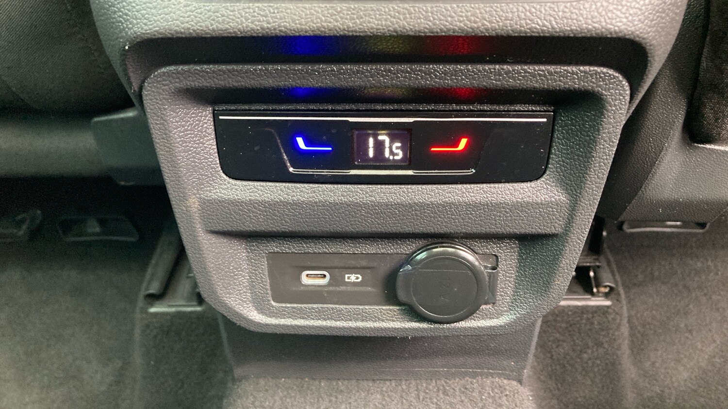 Used Volkswagen Tiguan 2022 for sale - 76449536: Photo 26