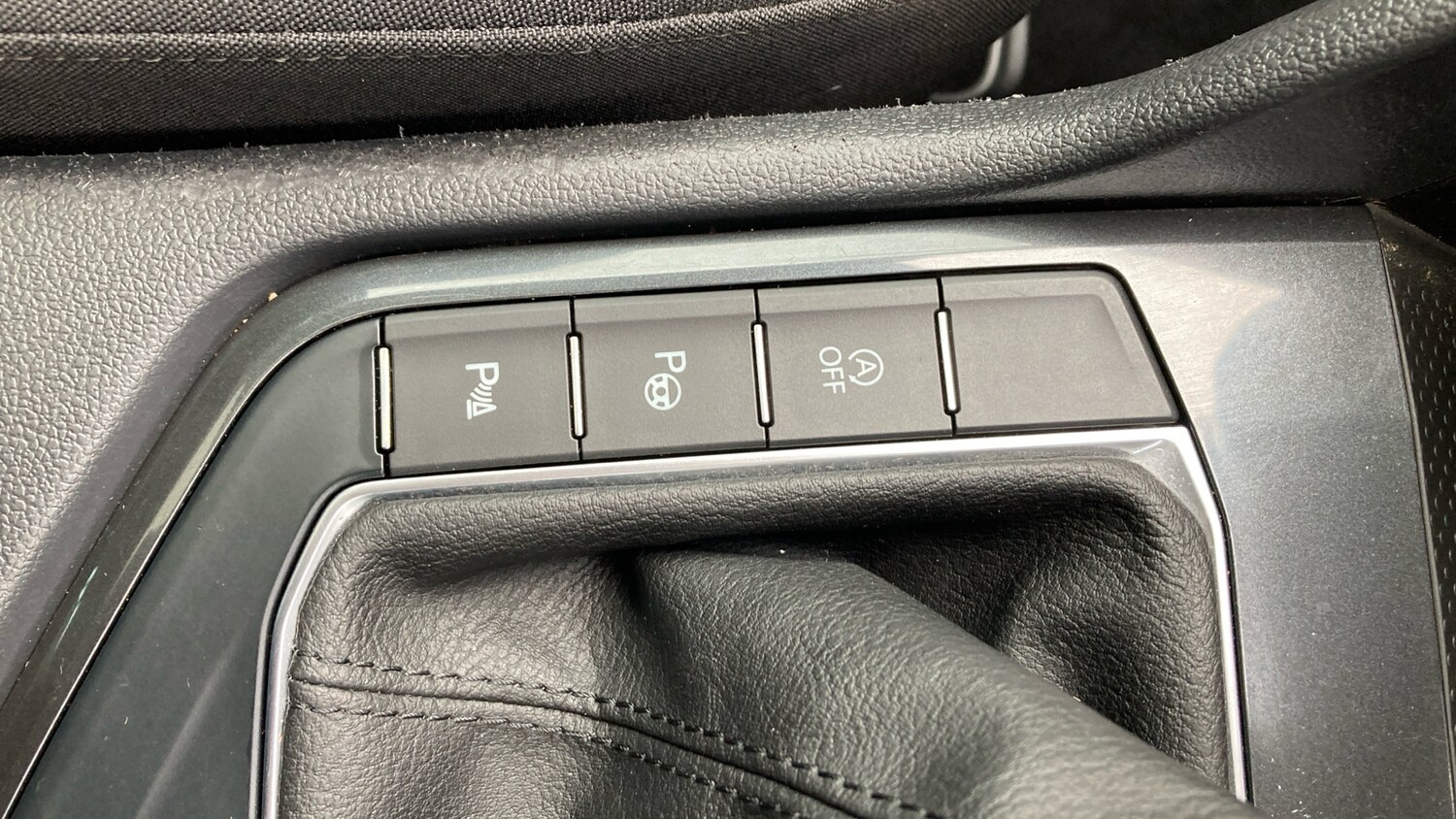 Used Volkswagen Tiguan 2022 for sale - 76449536: Photo 43