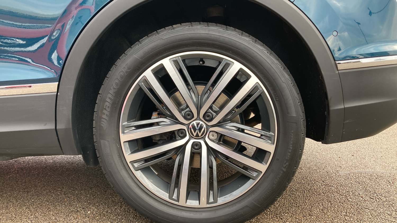 Used Volkswagen Tiguan 2022 for sale - 76449536: Photo 5