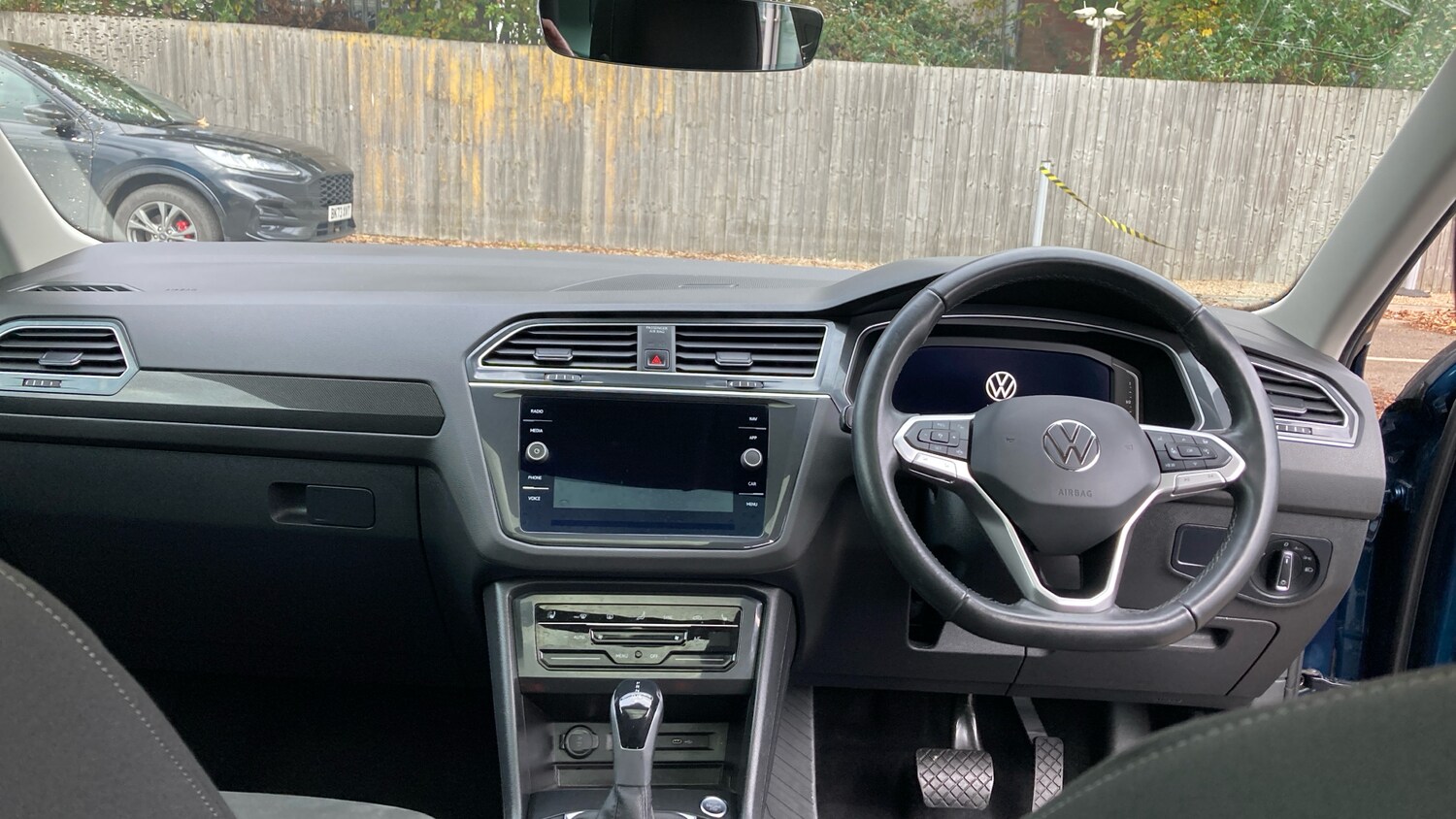 Used Volkswagen Tiguan 2022 for sale - 76449536: Photo 9