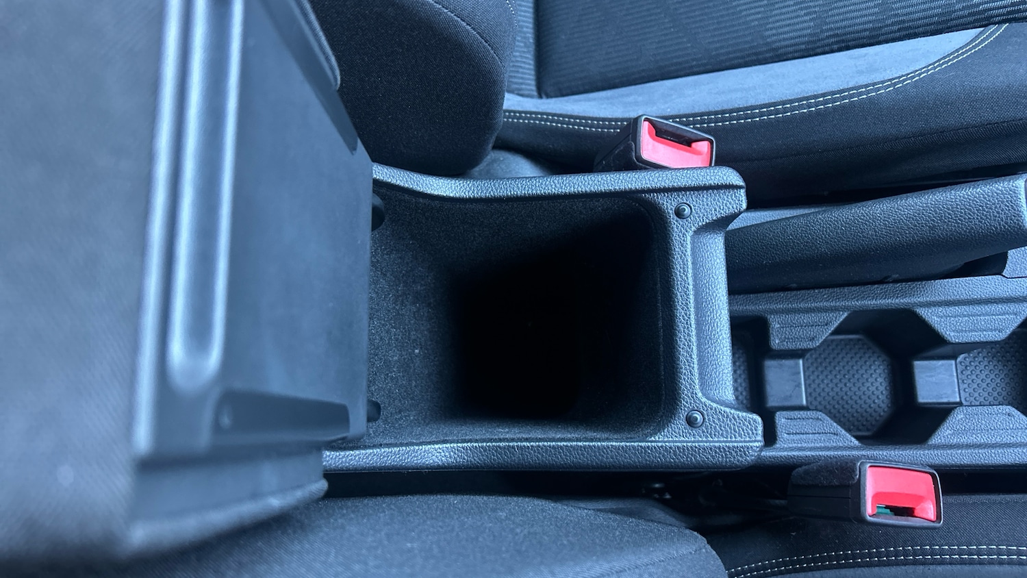 Used Volkswagen Polo 2024 for sale - 77034216: Photo 40