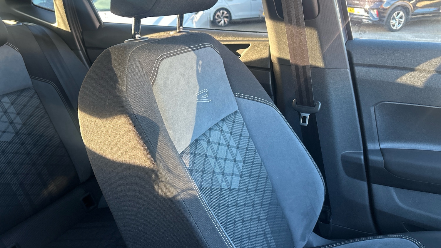 Used Volkswagen Polo 2024 for sale - 77034216: Photo 41