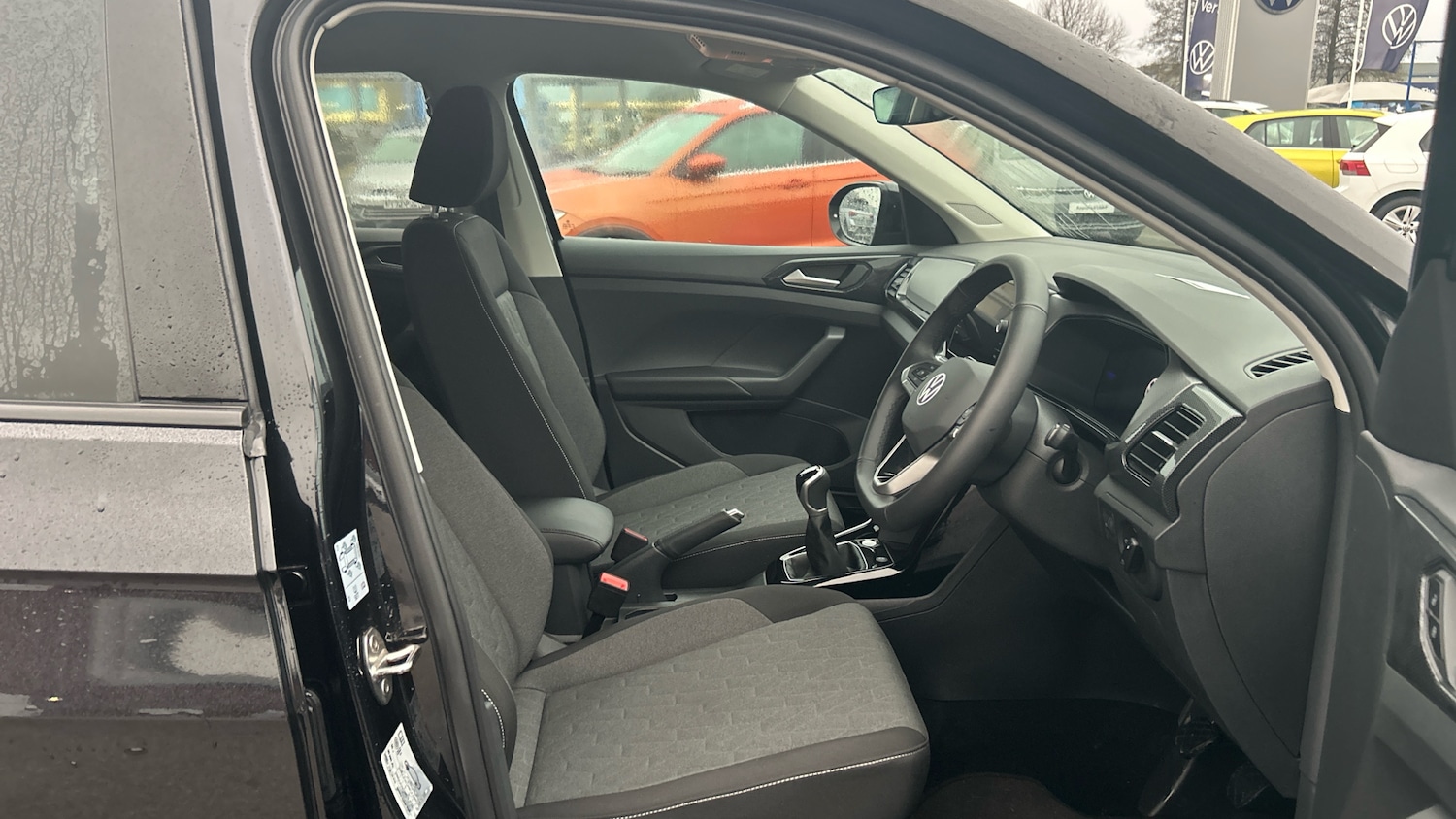 Used Volkswagen T-Cross 2024 for sale - 77297034: Photo 15