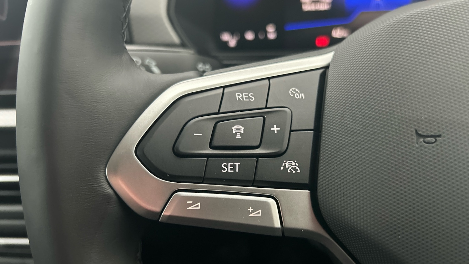 Used Volkswagen T-Cross 2024 for sale - 77297034: Photo 17