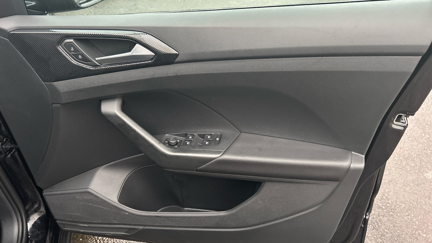 Used Volkswagen T-Cross 2024 for sale - 77297034: Photo 19