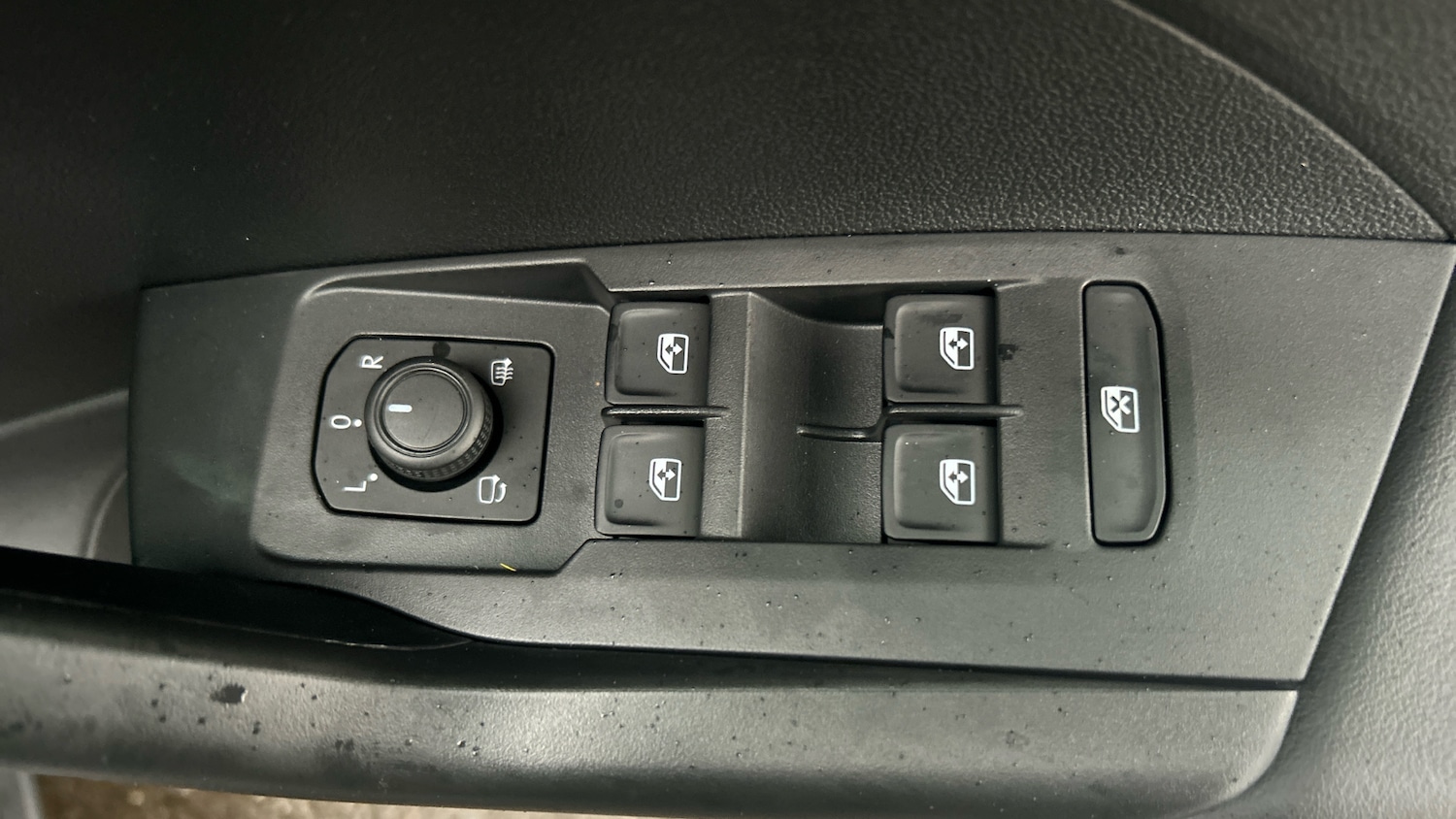 Used Volkswagen T-Cross 2024 for sale - 77297034: Photo 24