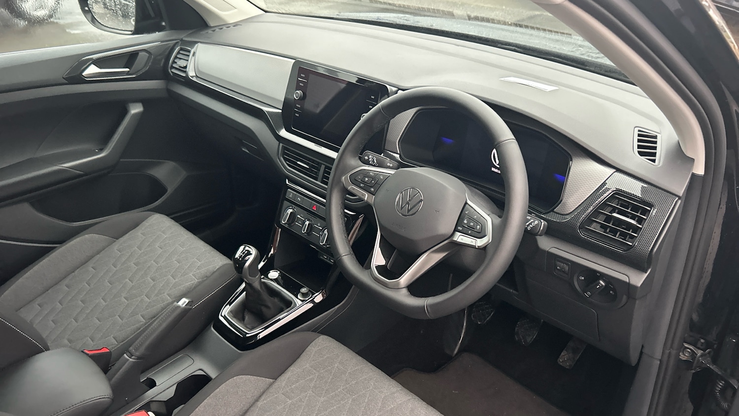 Used Volkswagen T-Cross 2024 for sale - 77297034: Photo 6