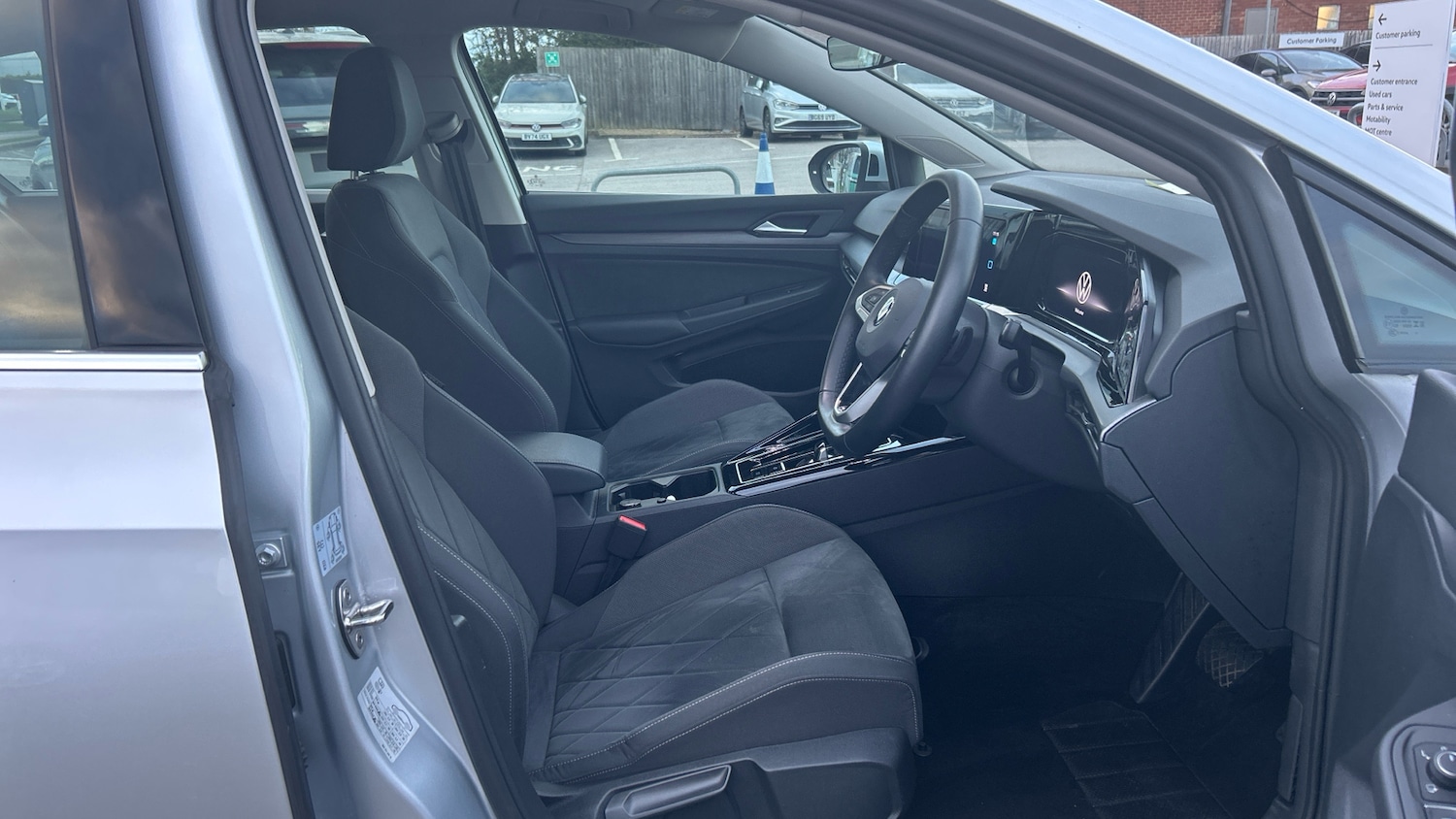Used Volkswagen Golf 2022 for sale - 78180169: Photo 15