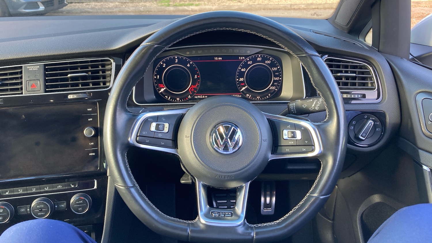 Used Volkswagen Golf 2019 for sale - 77946001: Photo 10