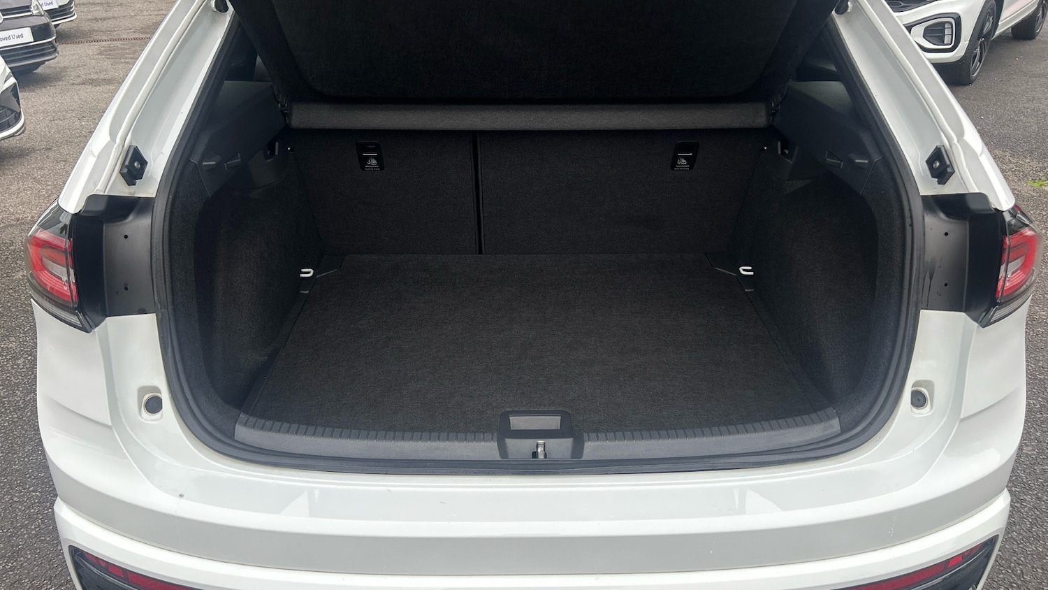 Used Volkswagen Taigo 2023 for sale - 76557256: Photo 4