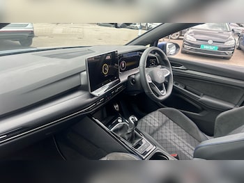 Used Volkswagen Golf 2025 for sale - 78092629: Photo