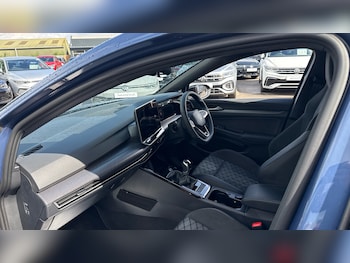 Used Volkswagen Golf 2025 for sale - 78574325: Photo
