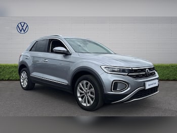 Used Volkswagen T-Roc 2023 for sale - 78552756: Photo